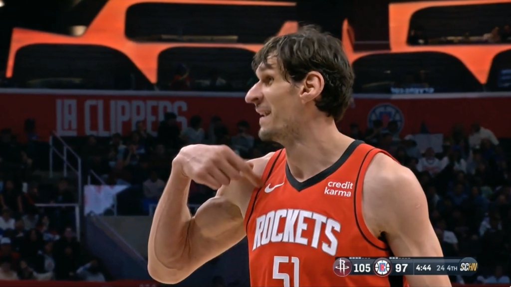 Boban Purposefully Missed A Free Throw To Give Clippers Fans Free Chicken