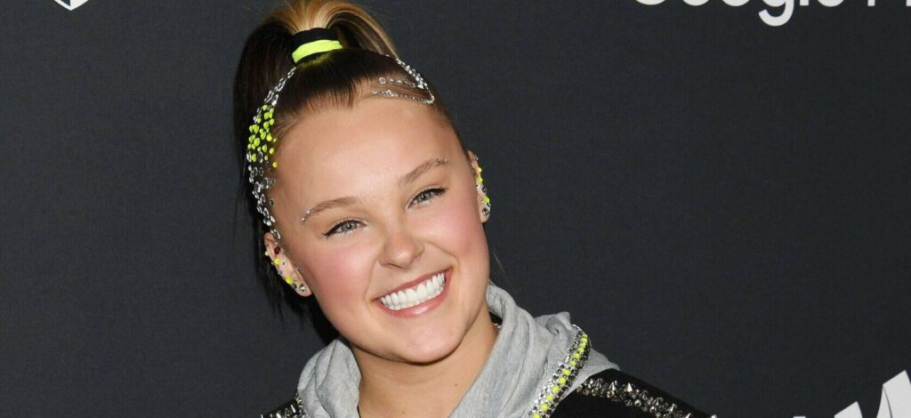 JoJo Siwa Opens Up About Spending A Ton Of Money On A Cosmetic Procedure